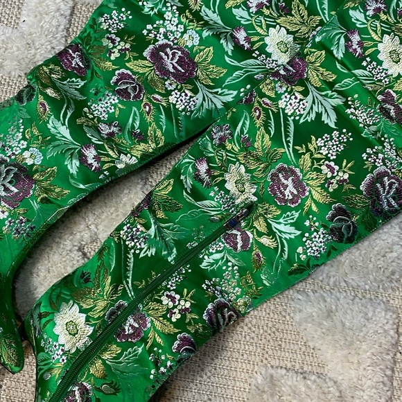 PRETTYLITTLETHING Green Floral Oriental Thigh High Boot - Picture 3 of 12